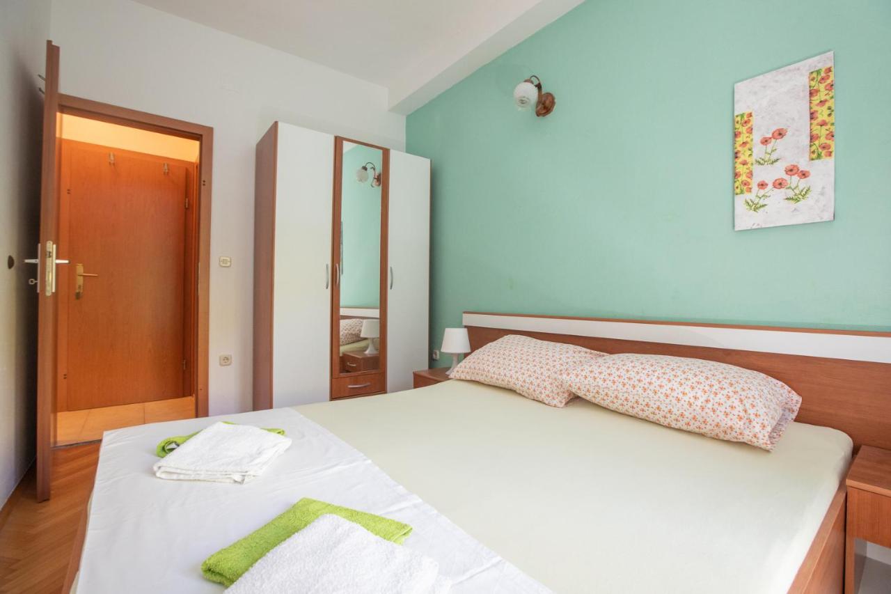 Vega Apartments พอดโกรา ภายนอก รูปภาพ